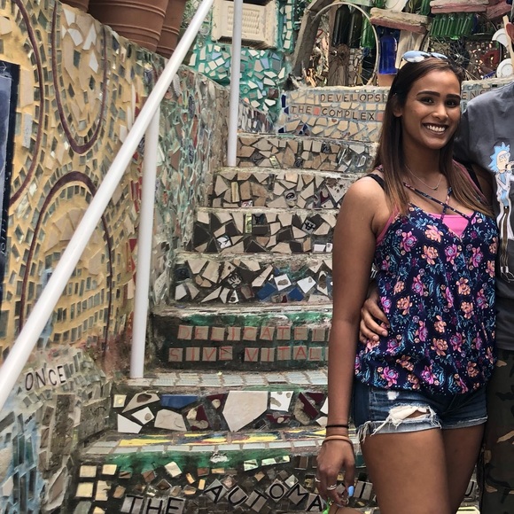 EUC Pink Rose Strappy Cross Front Floral Tank Top - Picture 5 of 5